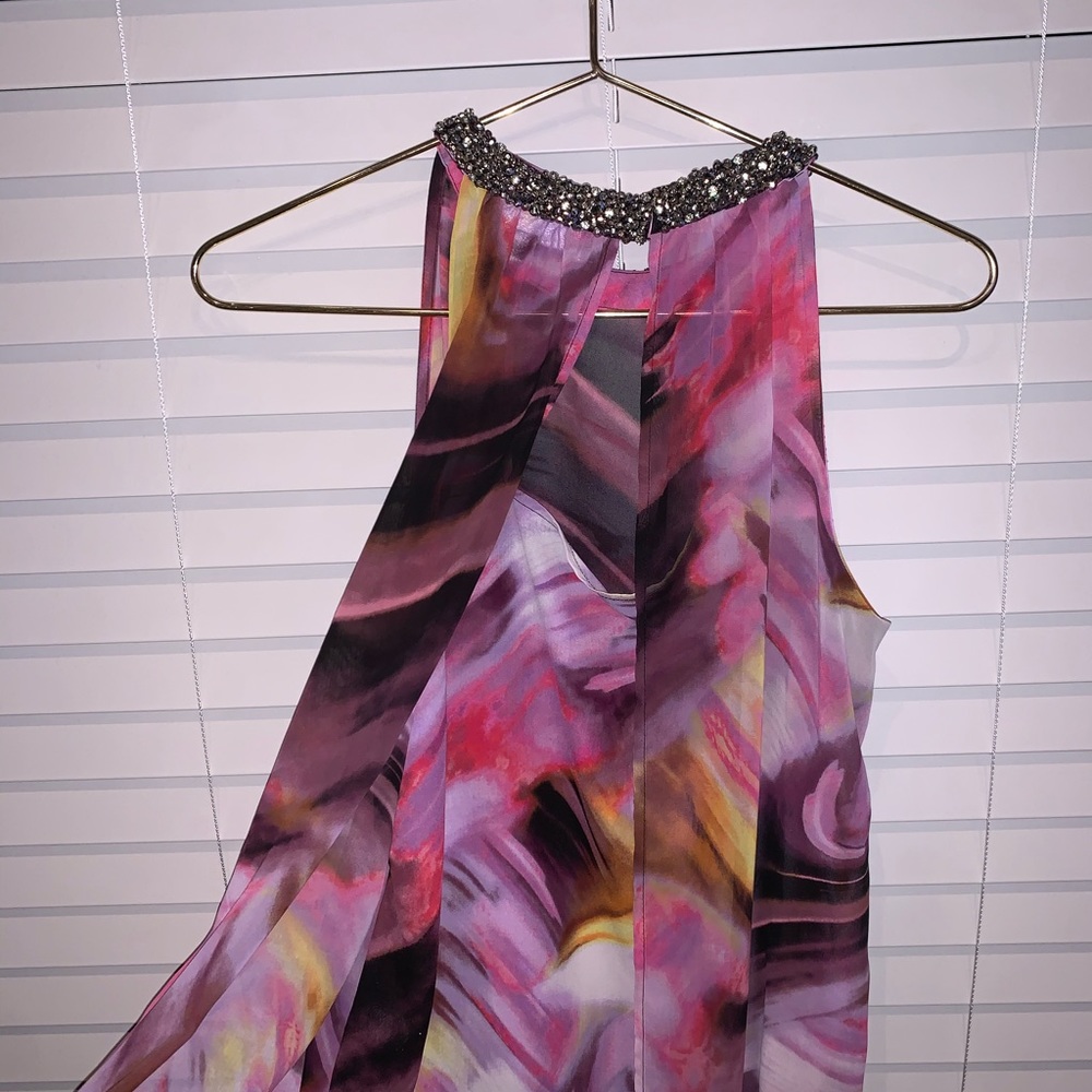 Colorful top in pink